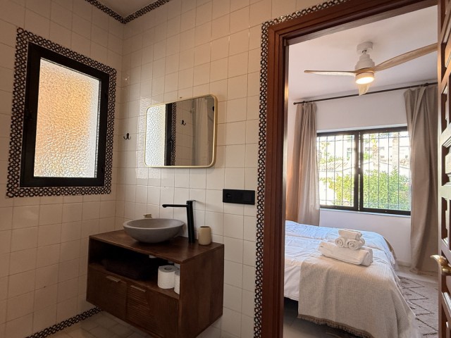 Villa avec 4 Chambres  à Estepona