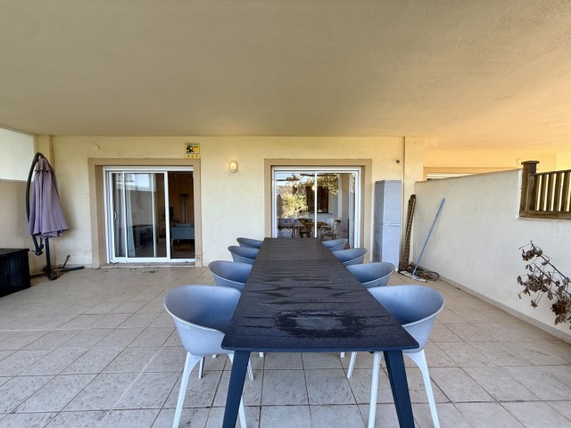 3 Bedrooms Apartment in San Roque Club