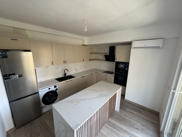 Apartamento con 3 Dormitorios  en Málaga Centro