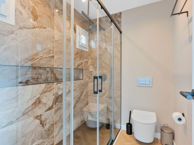 4 Makuuhuoneen Rivitalo Guadalmina Baja