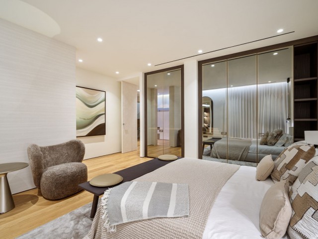 Apartamento con 5 Dormitorios  en Marbella