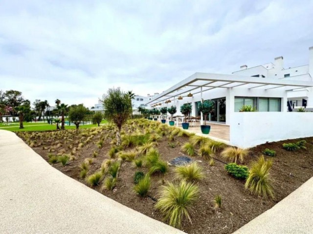 2 Schlafzimmer Apartment in Bel Air