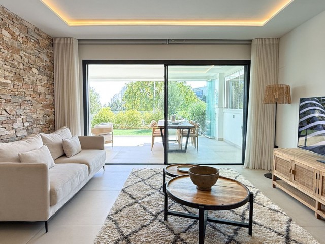 2 Soveroms Leilighet i Estepona