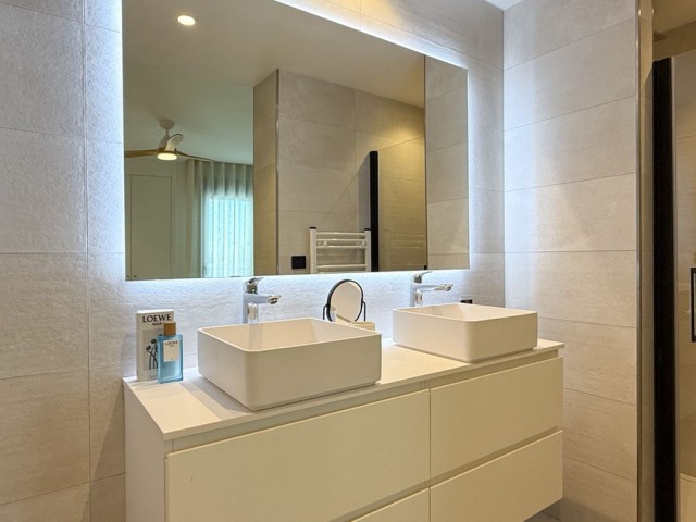 2 Soveroms Leilighet i Estepona