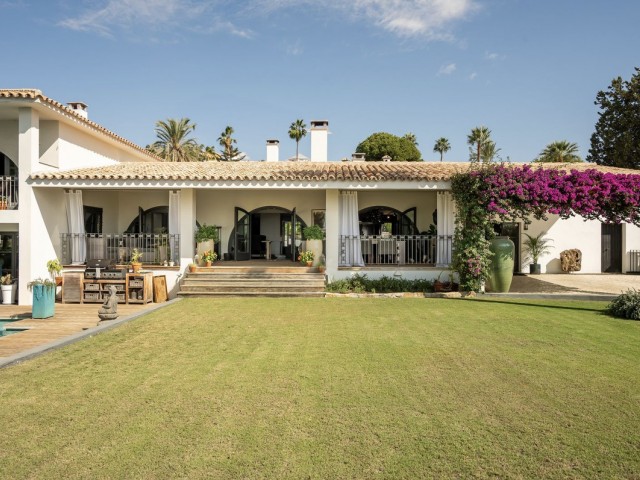 Villa El Paraiso - R5259202