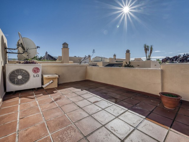 3 Bedrooms Townhouse in Marbella