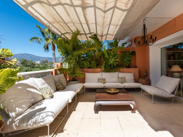 Penthouse in Estepona