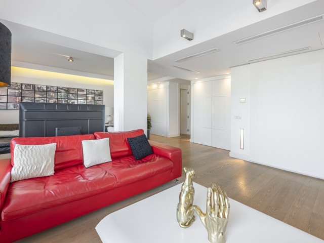 Penthouse in Puerto Banús