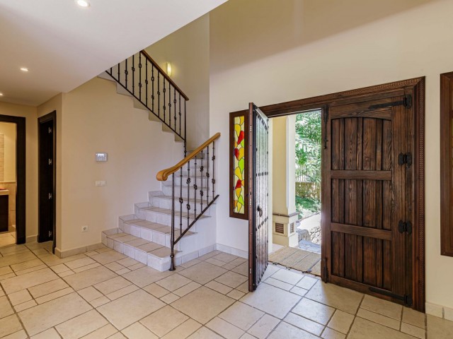 5 Bedrooms Villa in Los Arqueros