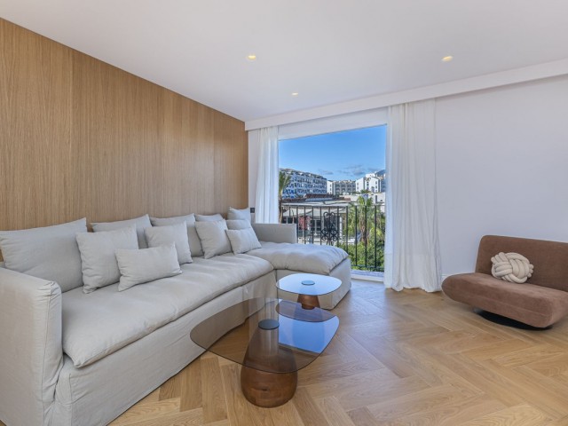 2 Schlafzimmer Apartment in Puerto Banús