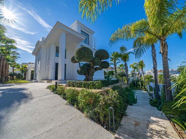 Villa con 5 Dormitorios  en Marbella