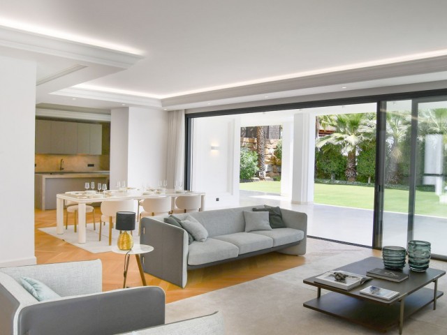 Villa con 5 Dormitorios  en Marbella