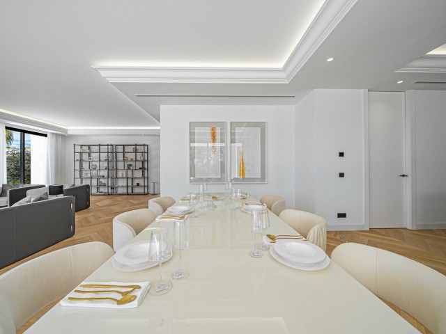 Villa con 5 Dormitorios  en Marbella