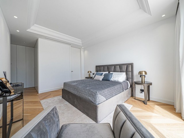 Villa con 5 Dormitorios  en Marbella