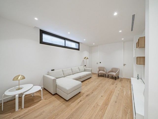 Villa con 5 Dormitorios  en Marbella