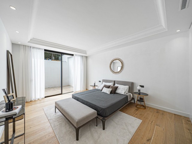 Villa con 5 Dormitorios  en Marbella