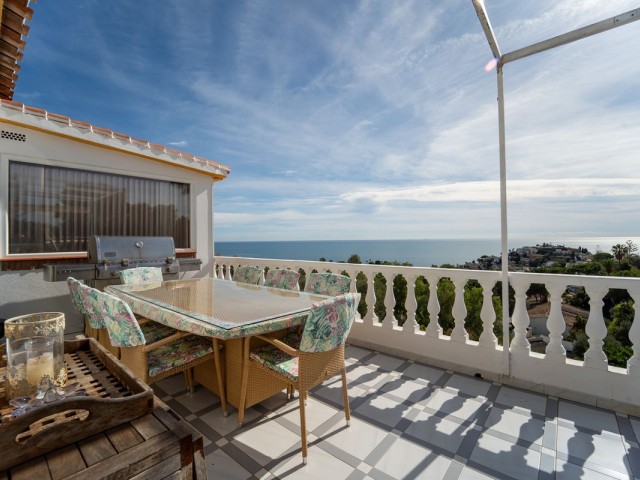 4 Schlafzimmer Villa in Torremuelle