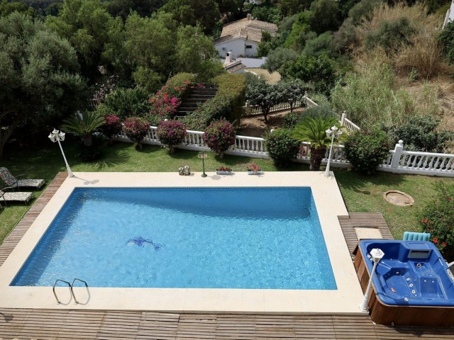 4 Schlafzimmer Villa in Torremuelle