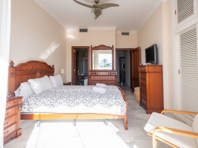 3 Makuuhuoneen Huoneisto Nueva Andalucía