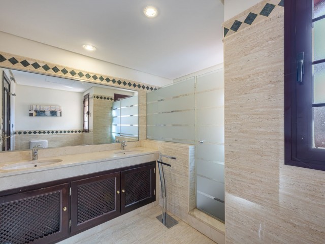 Penthouse avec 3 Chambres  à La Mairena