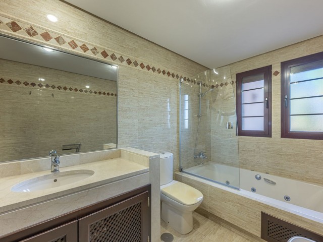 Penthouse avec 3 Chambres  à La Mairena