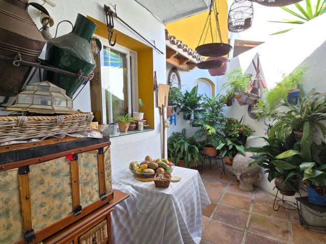 3 Bedrooms Townhouse in Marbella