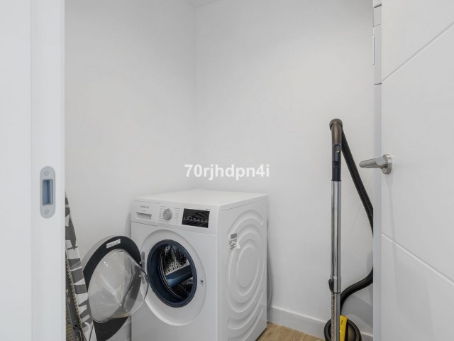 2 Bedrooms Apartment in Estepona