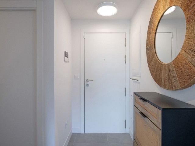 Apartamento con 2 Dormitorios  en Selwo