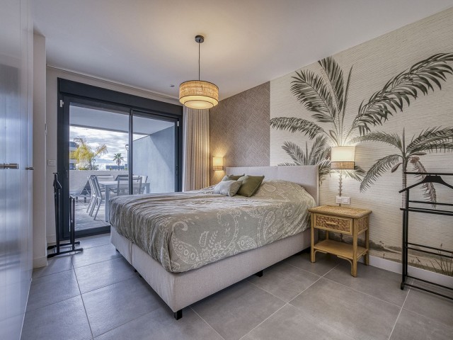 Apartamento con 2 Dormitorios  en Selwo