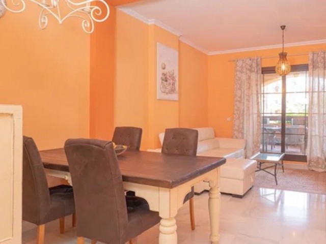 2 Bedrooms Apartment in Estepona