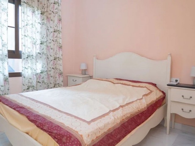 2 Bedrooms Apartment in Estepona