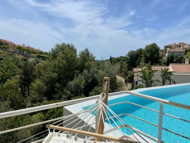 7 Sovrums Villa i Elviria