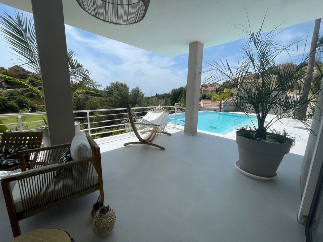 Villa avec 7 Chambres  à Elviria