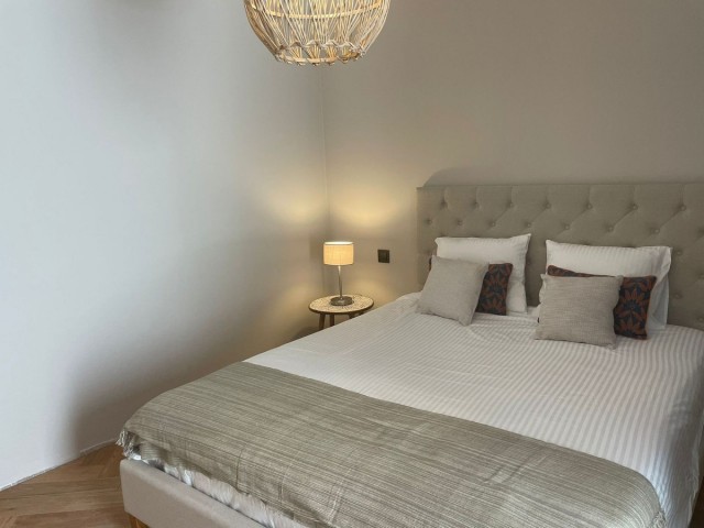 Villa avec 7 Chambres  à Elviria