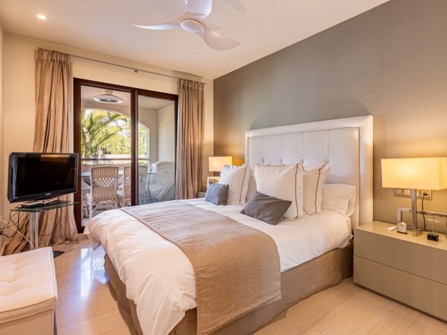 2 Makuuhuoneen Huoneisto Nueva Andalucía