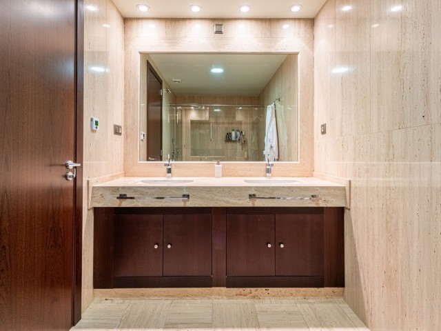 2 Makuuhuoneen Huoneisto Nueva Andalucía