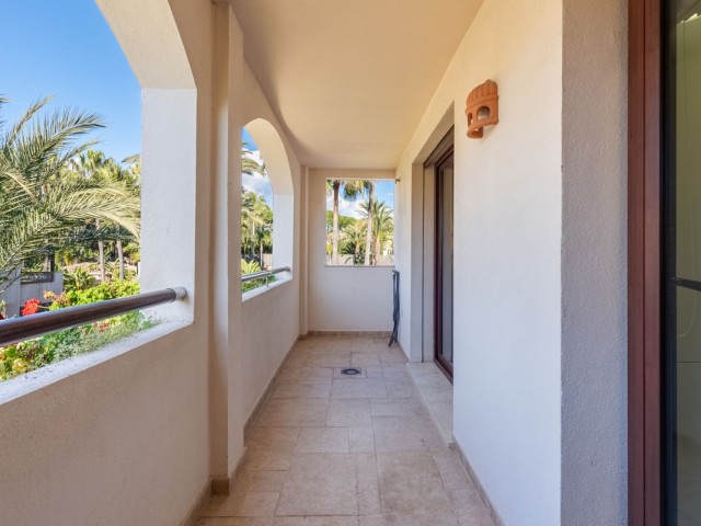 2 Makuuhuoneen Huoneisto Nueva Andalucía