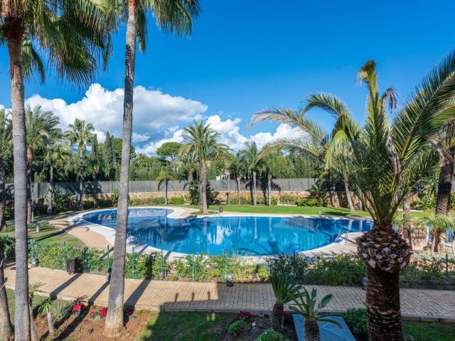 2 Makuuhuoneen Huoneisto Nueva Andalucía