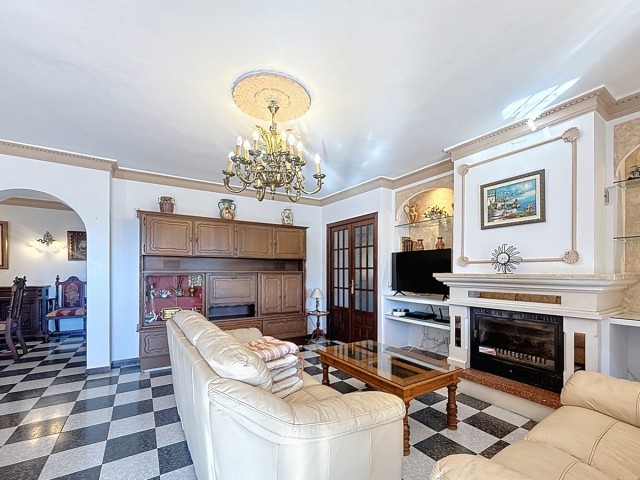 Commercial in Estepona