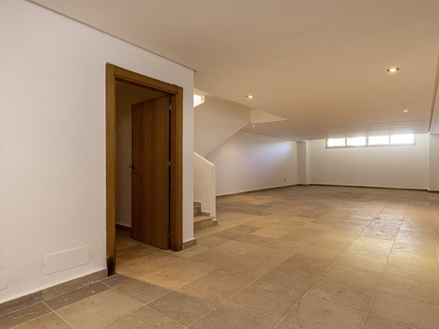 2 Bedrooms Townhouse in Manilva