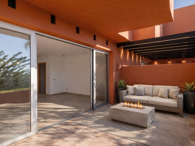 2 Bedrooms Townhouse in Manilva