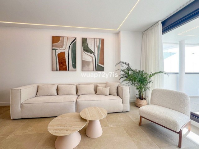 4 Bedrooms Apartment in Estepona