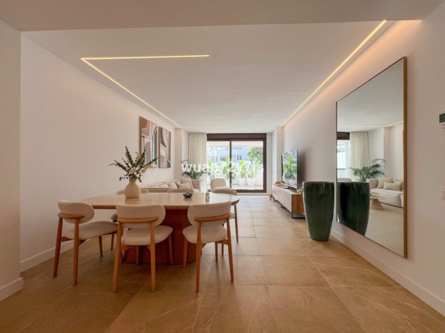 4 Bedrooms Apartment in Estepona