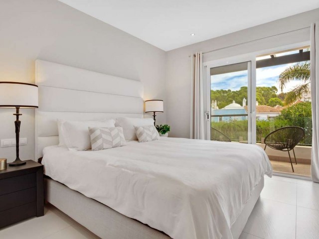 4 Bedrooms Villa in Nueva Andalucía