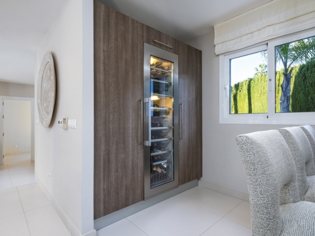 4 Bedrooms Villa in Nueva Andalucía
