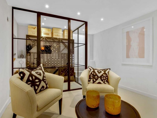 4 Bedrooms Villa in Nueva Andalucía