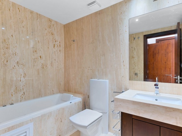 Penthouse in Nueva Andalucía