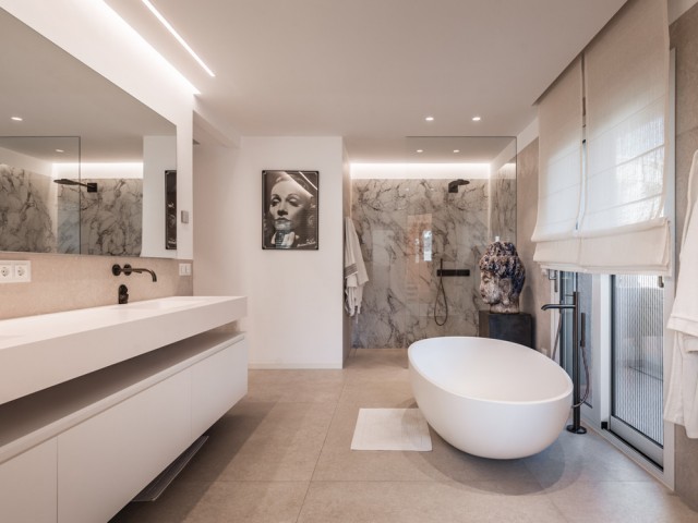 3 Bedrooms Apartment in Nueva Andalucía