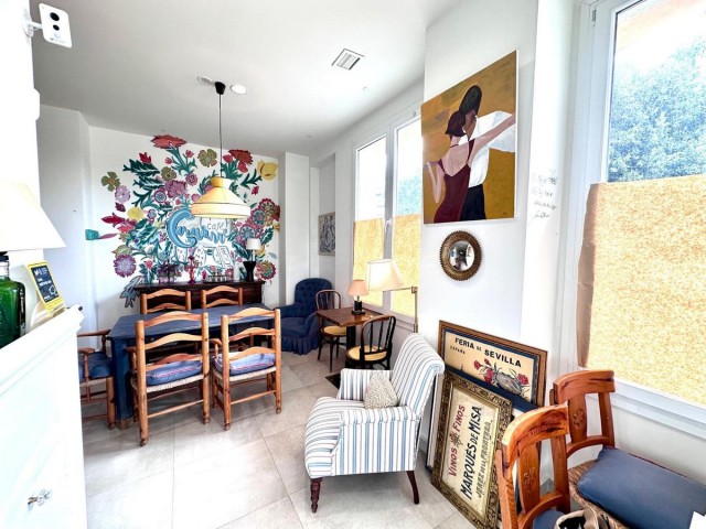 Liikekiinteistö Nueva Andalucía