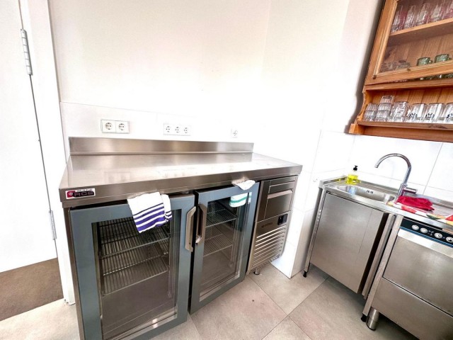 Liikekiinteistö Nueva Andalucía